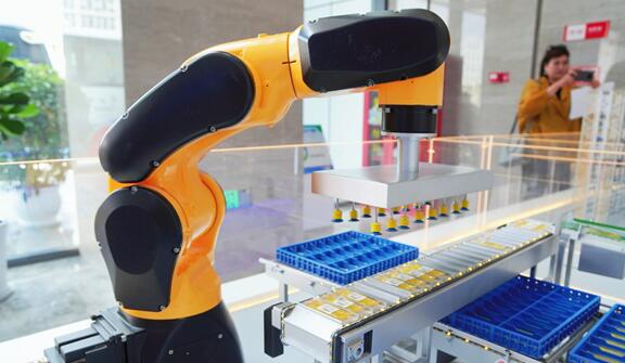 【高質量發(fā)展調研行】滇中新區(qū)血液制品、重組疫苗項目建設加快推進 打造云南生物醫(yī)藥產(chǎn)業(yè)高地